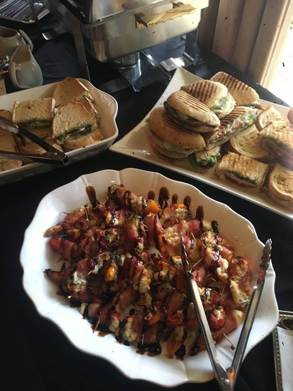 Cafe Lola Bistro | restaurant | 1805 N Roan St B-1, Johnson City, TN 37601, USA | 4239285652 OR +1 423-928-5652