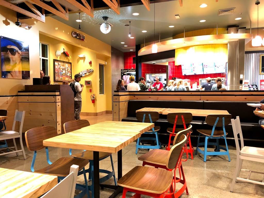 Raising Cane’s Chicken Fingers | restaurant | 303 Vista Village Dr, Vista, CA 92083, USA | 7606396086 OR +1 760-639-6086