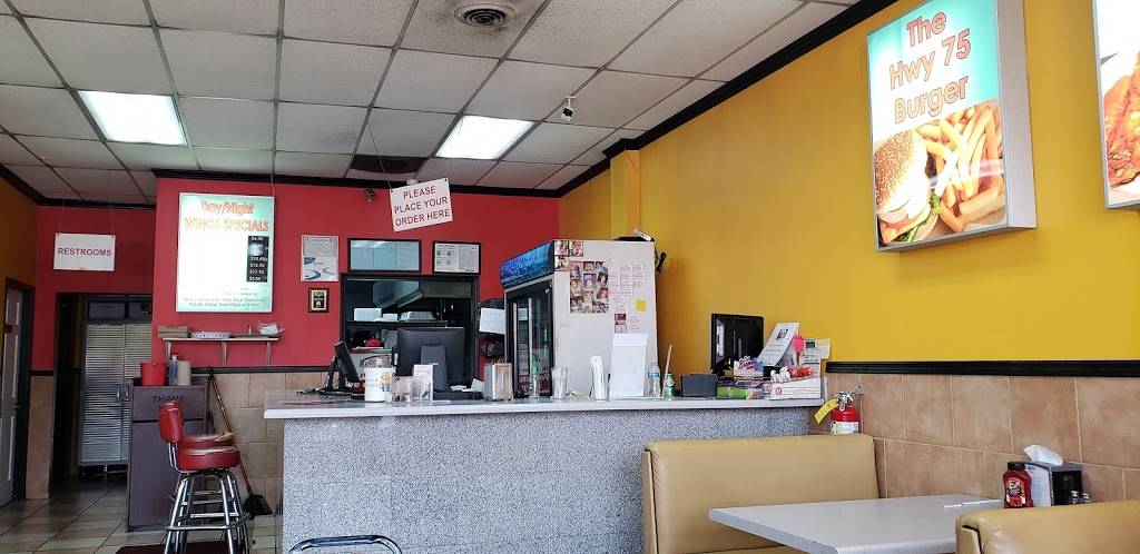 Marietta Wings & More | restaurant | 1869 Cobb Pkwy SE #450, Marietta, GA 30060, USA | 7709553130 OR +1 770-955-3130