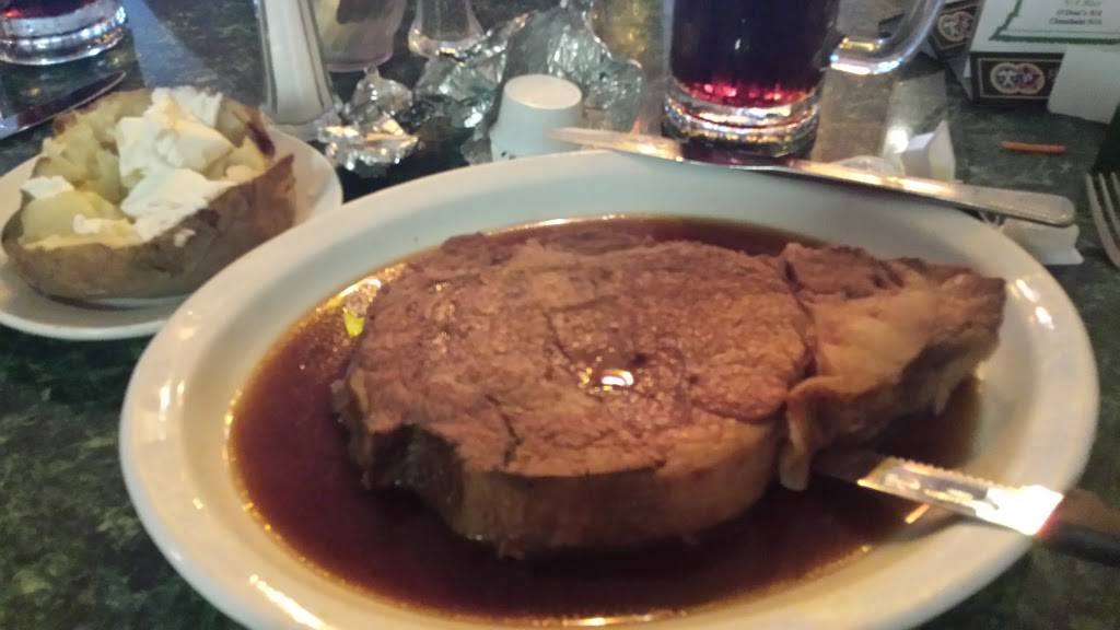 Bavarian Inn | restaurant | 104 E Main St, Lena, WI 54139, USA | 9208295168 OR +1 920-829-5168