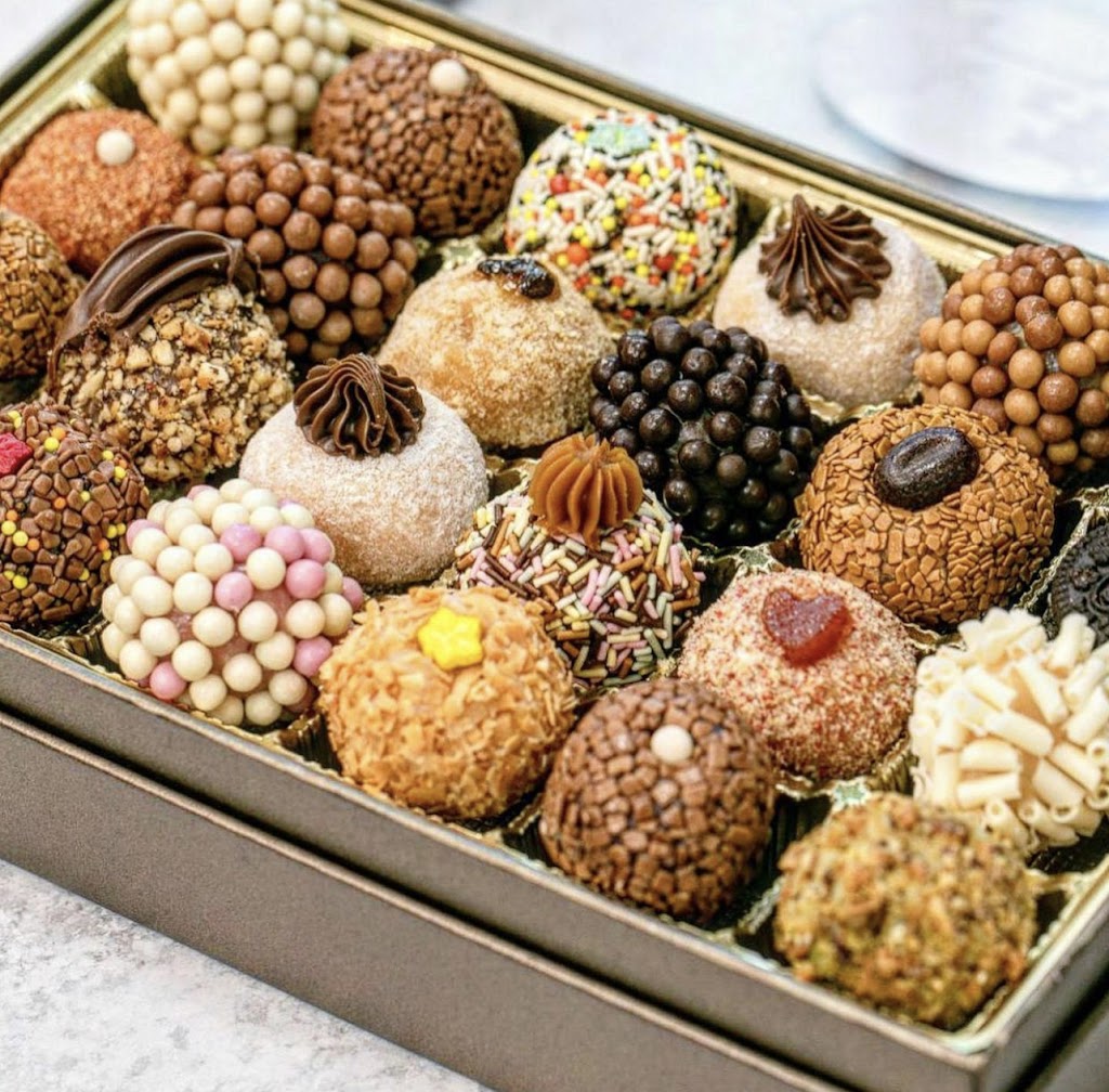 Brigadeiros Boutique | cafe | 6702 Main St, Miami Lakes, FL 33014, USA | 3055019046 OR +1 305-501-9046