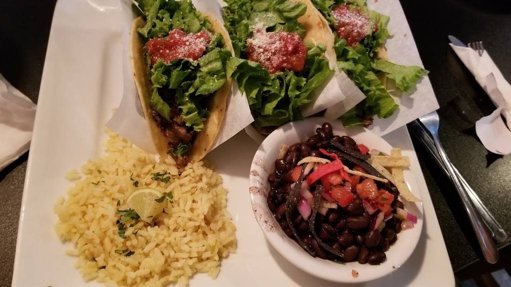 East Coast Food Pub & Grill | restaurant | 426 Walker St, Orland, CA 95963, USA | 5308652550 OR +1 530-865-2550