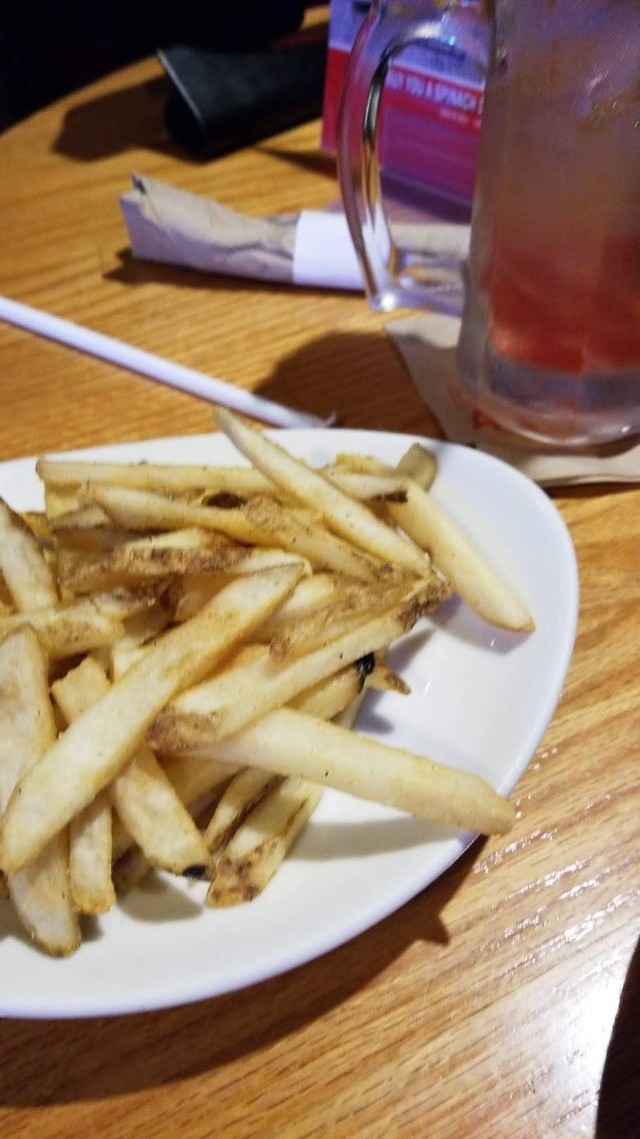 Applebees Grill + Bar | restaurant | 5050 Academy Ln, Bessemer, AL 35022, USA | 2054245255 OR +1 205-424-5255