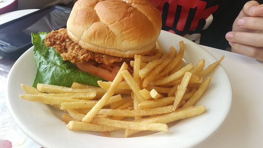 Steak n Shake | restaurant | 818 S Orlando Ave, Winter Park, FL 32789, USA | 4076454452 OR +1 407-645-4452