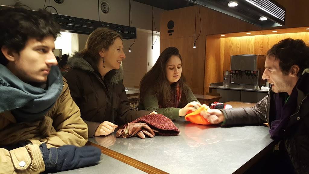 Chipotle Mexican Grill | restaurant | 158 National Plz B1-4/B1-5, Oxon Hill, MD 20745, USA | 3017492016 OR +1 301-749-2016