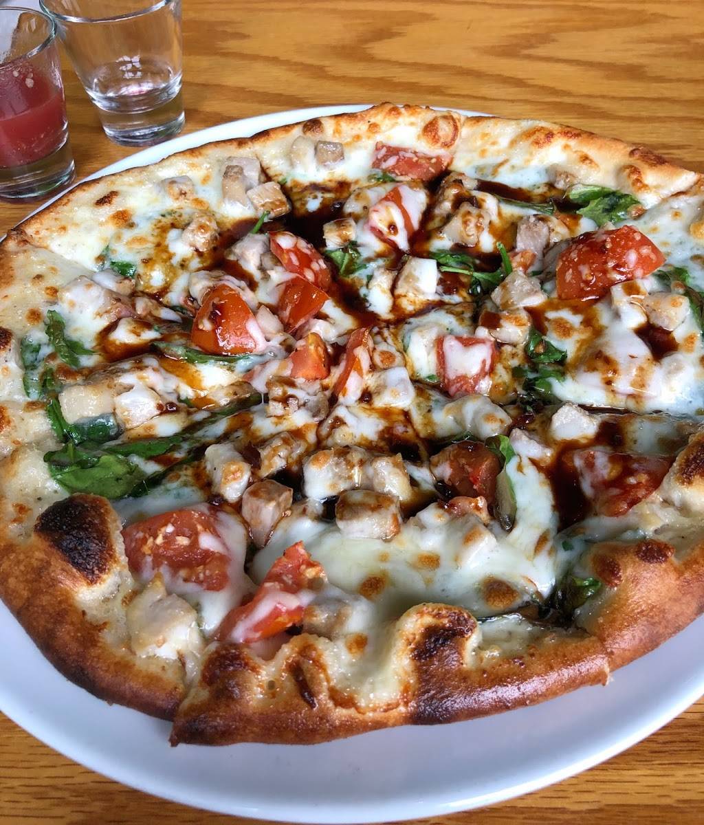 Bonfire Grill | restaurant | 425 W Main St, Tomball, TX 77375, USA | 8327029031 OR +1 832-702-9031