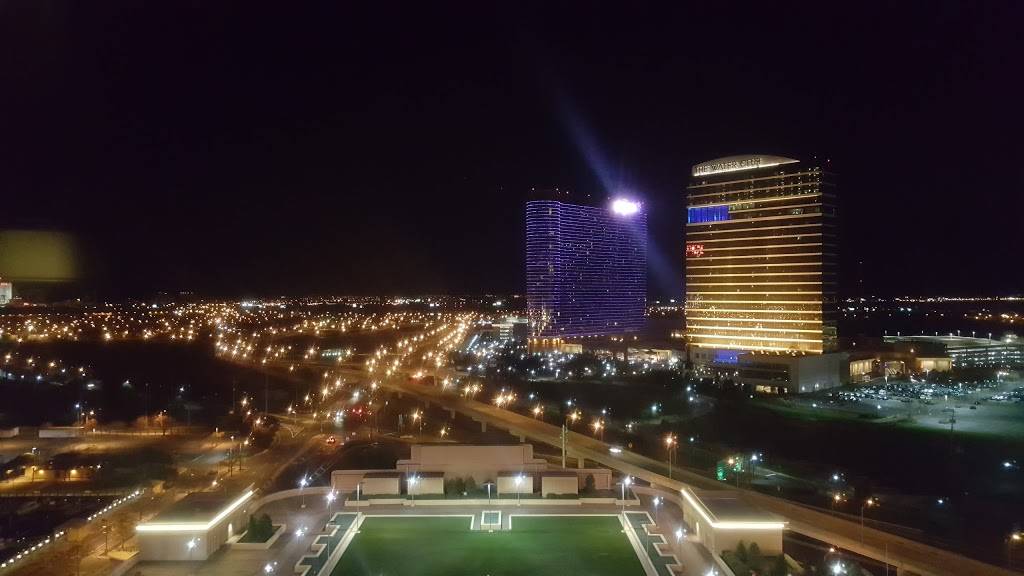 Golden Nugget Atlantic City Hotel, Casino & Marina | night club | 600 Huron Ave, Atlantic City, NJ 08401, USA | 6094412000 OR +1 609-441-2000