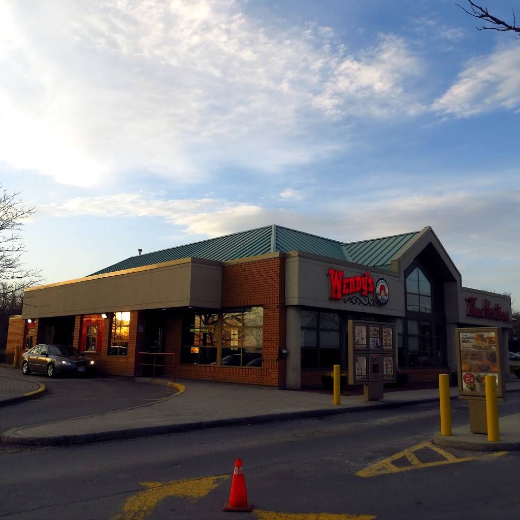 Wendys | restaurant | 6 Edgewater St, Kanata, ON K2L 1V8, Canada | 6138013914 OR +1 613-801-3914