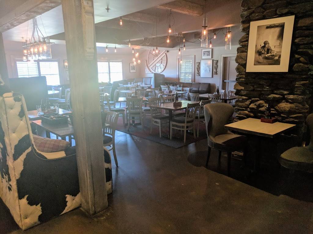 Plate Restaurant | restaurant | 91 Main St, Stowe, VT 05672, USA | 8022532691 OR +1 802-253-2691