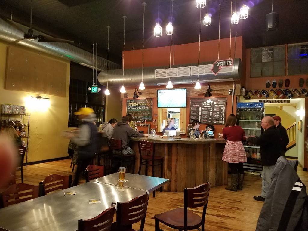 Woodstock Brew House | restaurant | 123 E Court St, Woodstock, VA 22664, USA | 5404592739 OR +1 540-459-2739