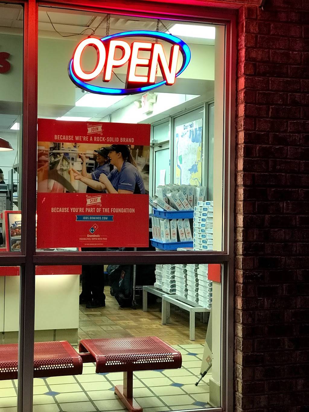 Dominos Pizza | meal delivery | 1041 Folly Rd, Charleston, SC 29412, USA | 8437624600 OR +1 843-762-4600