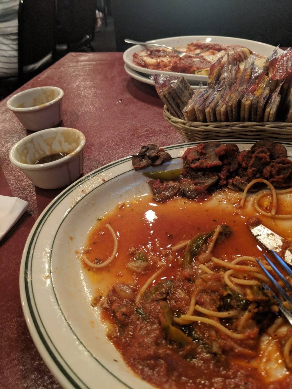 Michaels Italian Restaurant | restaurant | 528 Harrison St, Elkhart, IN 46516, USA | 5745223664 OR +1 574-522-3664