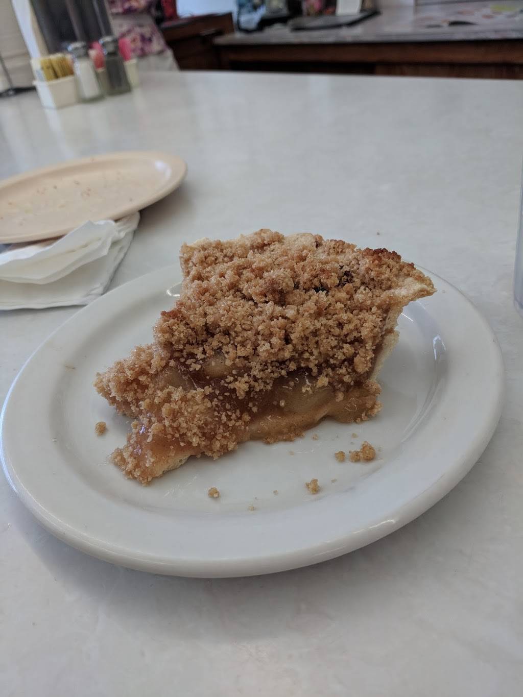 Petri Cafe | cafe | 1416 20th St, Granite City, IL 62040, USA | 6188769443 OR +1 618-876-9443