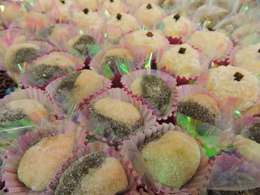 Casa do Pastel | restaurant | 7804 W Sample Rd, Margate, FL 33065, USA | 9543410330 OR +1 954-341-0330