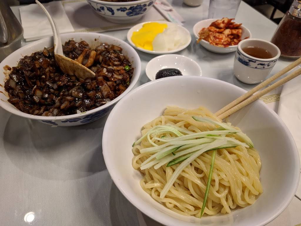 Twin Dragon Restaurant | restaurant | 9046 W Golf Rd, Niles, IL 60714, USA | 8478036777 OR +1 847-803-6777