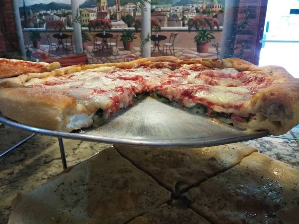 Sals Pizza | restaurant | 213 E Lake Ave, Auburndale, FL 33823, USA | 8632295342 OR +1 863-229-5342