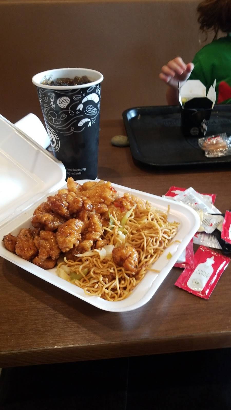 Panda Express | meal takeaway | 1572 E Fremont St, Stockton, CA 95202, USA | 2099379896 OR +1 209-937-9896
