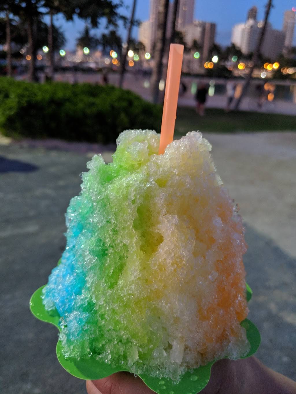 Gilligans Beach Shack | restaurant | Duke Kahanamoku Lagoon, Honolulu, HI 96815, USA | 8089279869 OR +1 808-927-9869