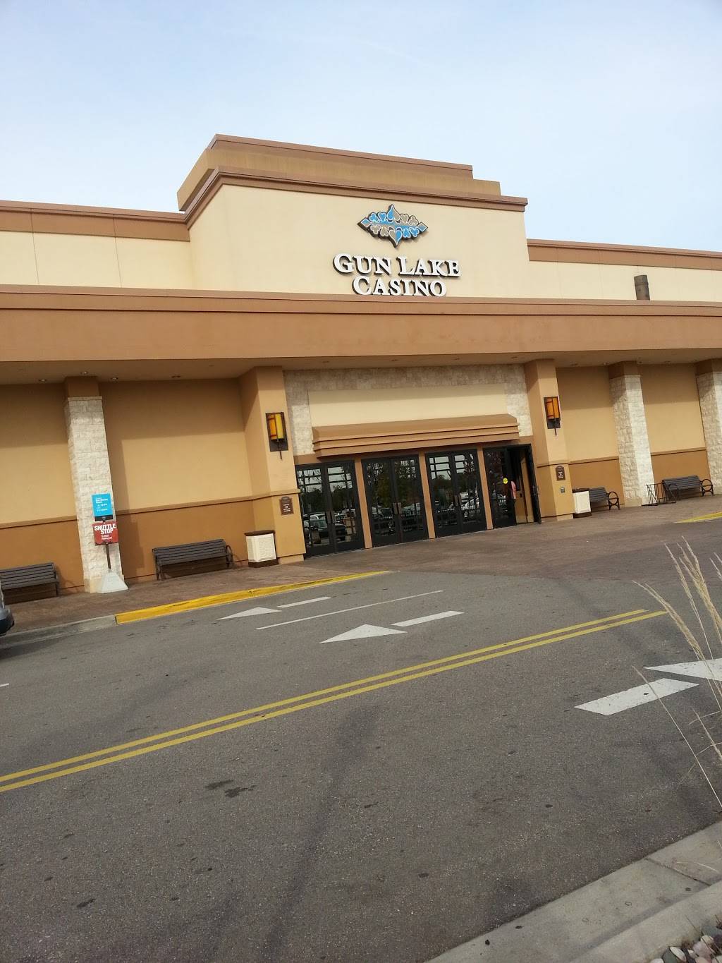 Gun Lake Casino | cafe | 1123 129th Ave, Wayland, MI 49348, USA | 2697927777 OR +1 269-792-7777