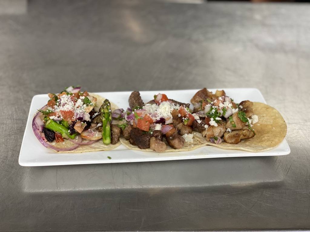 Full Belly Bar & Grill PDX | restaurant | 310 SW Lincoln St, Portland, OR 97201, USA | 5036167535 OR +1 503-616-7535