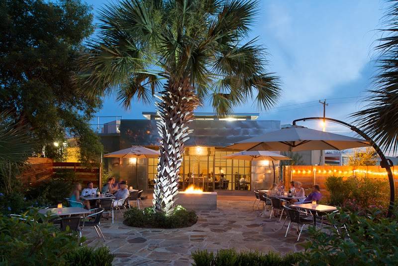 Bliss | restaurant | 926 S Presa St, San Antonio, TX 78210, USA | 2102252547 OR +1 210-225-2547