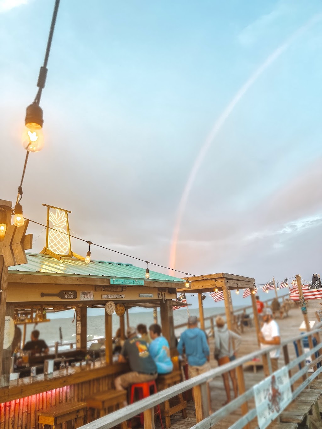 Carolina Beach Pier | restaurant | 1800 Carolina Beach Ave N, Carolina Beach, NC 28428, USA | 9106363075 OR +1 910-636-3075