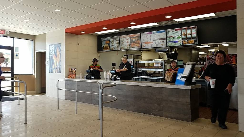 Burger King | restaurant | 1677 S Centre City Pkwy, Escondido, CA 92025, USA | 7608390621 OR +1 760-839-0621