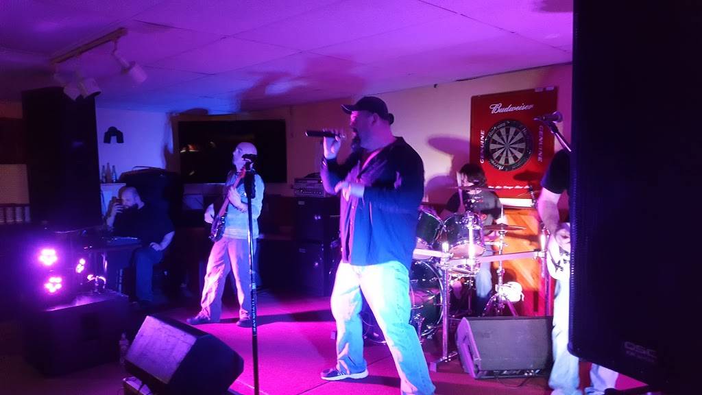 New Old Oak | restaurant | 74 E Main St, Merrimac, MA 01860, USA | 9783469997 OR +1 978-346-9997