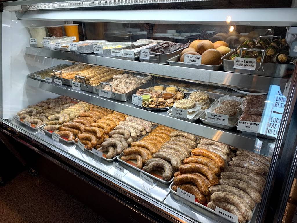 Wiener Kitchen | restaurant | 9645 W 87th St, Overland Park, KS 66212, USA | 9132968023 OR +1 913-296-8023