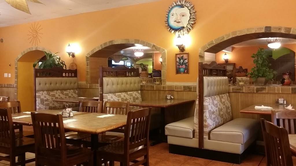 Fonda las Cazuelas | restaurant | 5130 N Tryon St, Charlotte, NC 28213, USA | 7045091656 OR +1 704-509-1656