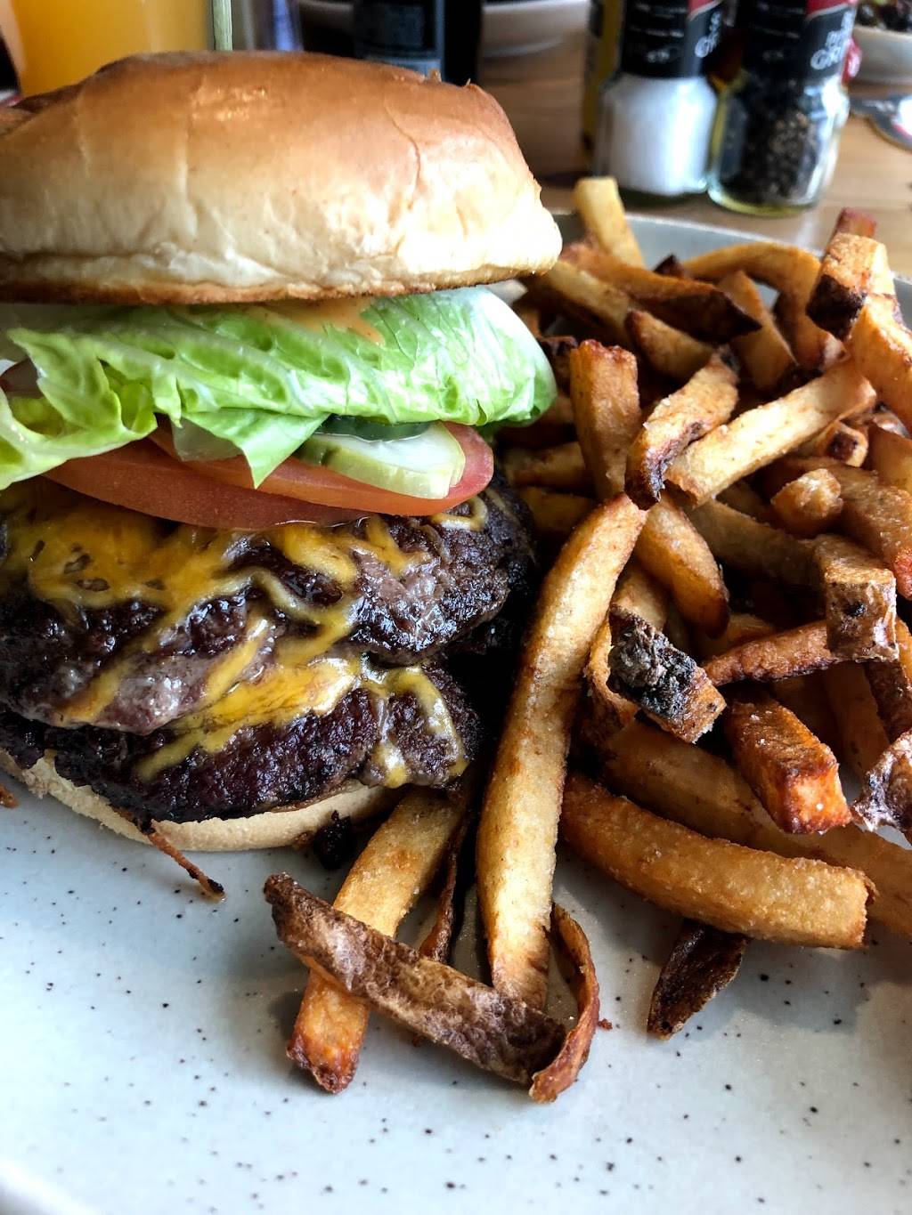 Daredevil Hall | restaurant | 2721 E 86th St Suite 180, Indianapolis, IN 46240, USA | 3177572888 OR +1 317-757-2888