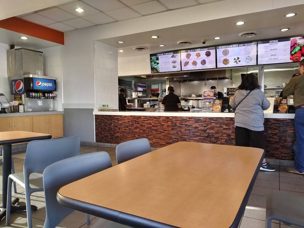 Yoshinoya San Fernando | restaurant | 317 San Fernando Mission Blvd, San Fernando, CA 91340, USA | 8183610122 OR +1 818-361-0122