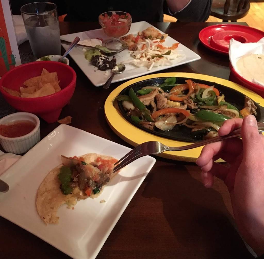 El Tio Luis - Cuisine mexicaine | restaurant | 93 Rue du Marché, Salaberry-de-Valleyfield, QC J6T 1P6, Canada | 4508542022 OR +1 450-854-2022