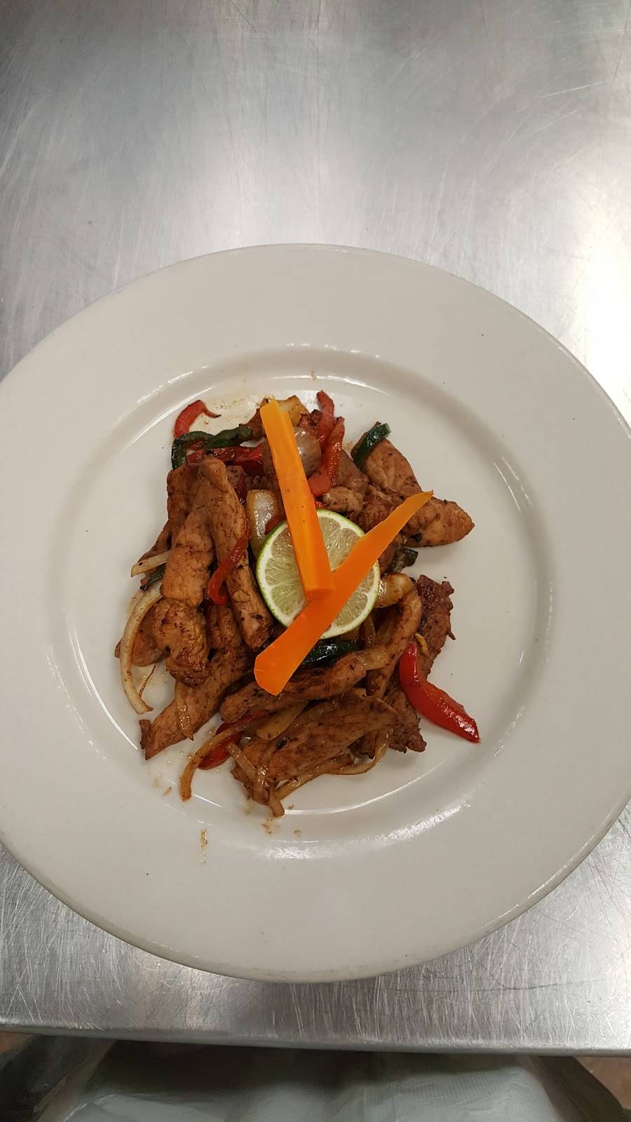 Maxx Foods | restaurant | 4055 23rd Ave SW, Naples, FL 34116, USA | 2393043311 OR +1 239-304-3311