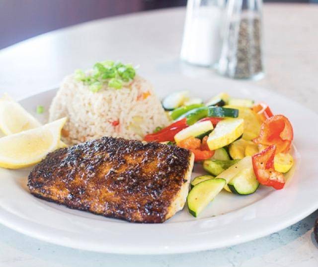 Foxiis Restaurant and Grill | restaurant | 365 Coneflower Dr, Garland, TX 75040, USA | 9724952335 OR +1 972-495-2335