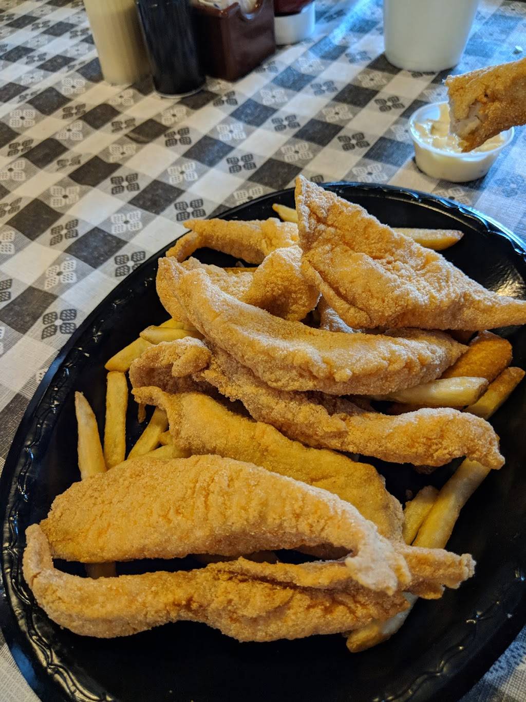 Catfish King | restaurant | 1708 S Jefferson Ave, Mt Pleasant, TX 75455, USA | 9035721761 OR +1 903-572-1761