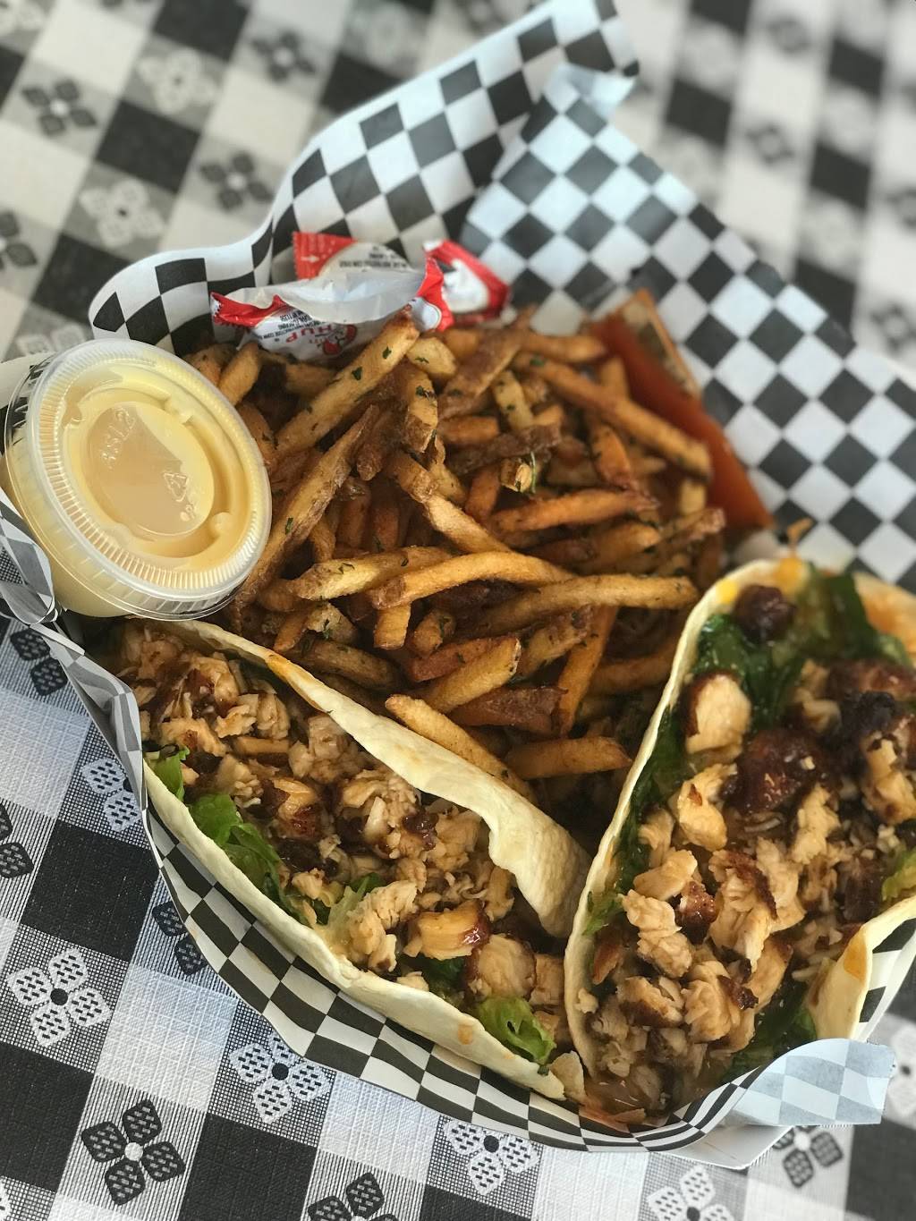 Nana Gs Chicken & Waffles | restaurant | 1187 Wylie St SE, Atlanta, GA 30316, USA | 4049174065 OR +1 404-917-4065