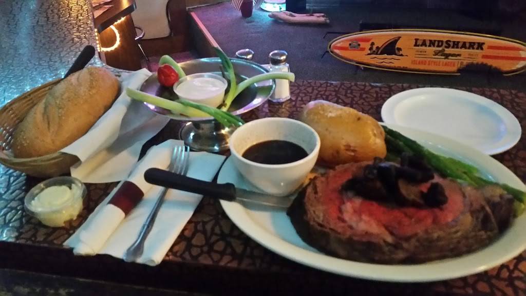 Milwaukee Gourmet House (formerly Muskies) | restaurant | 800 Milwaukee Ave, South Milwaukee, WI 53172, USA | 4144350181 OR +1 414-435-0181