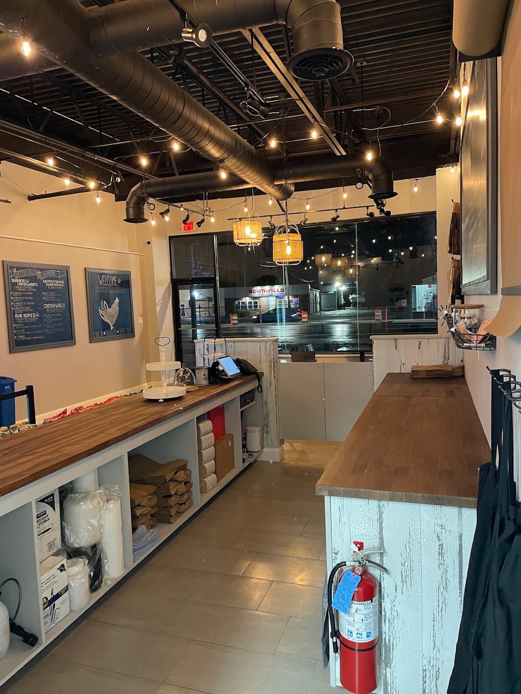 Austin Kitchen | restaurant | 4385-4401 Austin Blvd, Island Park, NY 11558, USA | 5165446744 OR +1 516-544-6744