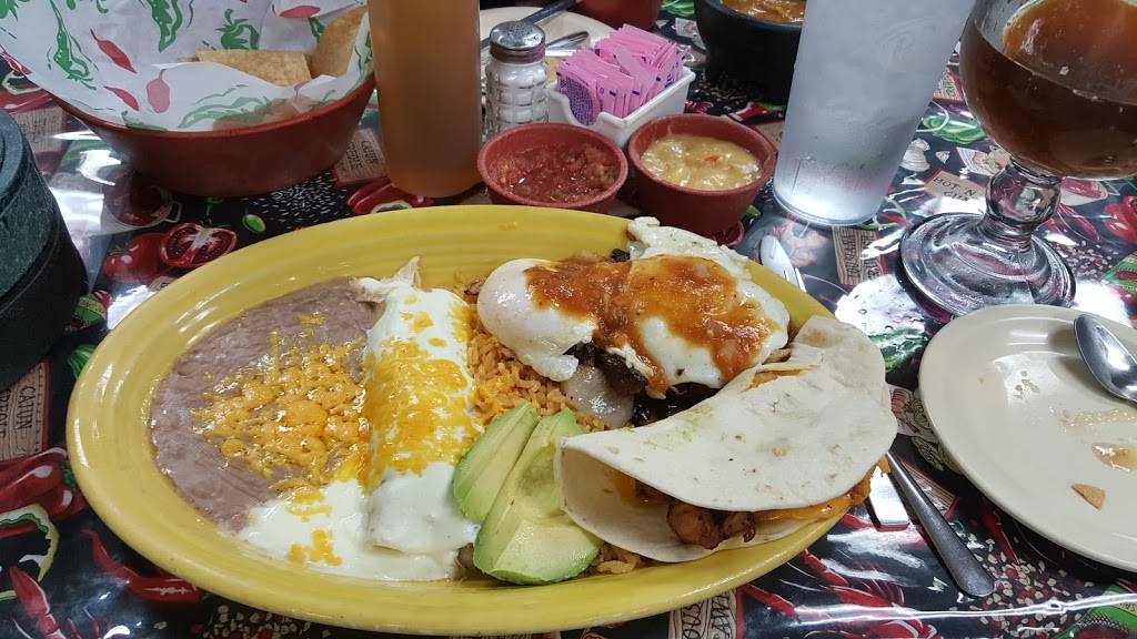 Chelinos Mexican Restaurant | restaurant | 1605 N Meridian Ave, Oklahoma City, OK 73127, USA | 4059475611 OR +1 405-947-5611