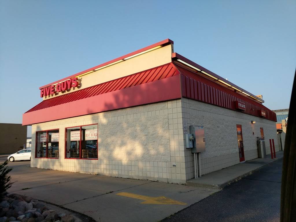 Five Guys | meal takeaway | 4144 2nd St S, St Cloud, MN 56301, USA | 3202178413 OR +1 320-217-8413