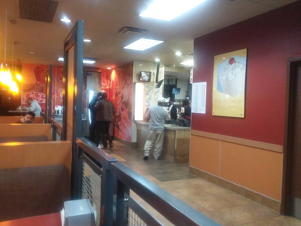 Jack in the Box | restaurant | 12680 Beechnut St, Houston, TX 77072, USA | 8323281881 OR +1 832-328-1881