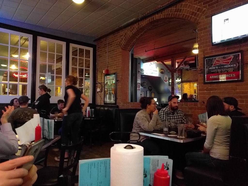 Hangar Pub & Grill Westfield | restaurant | 29 School St, Westfield, MA 01085, USA | 4135629450 OR +1 413-562-9450