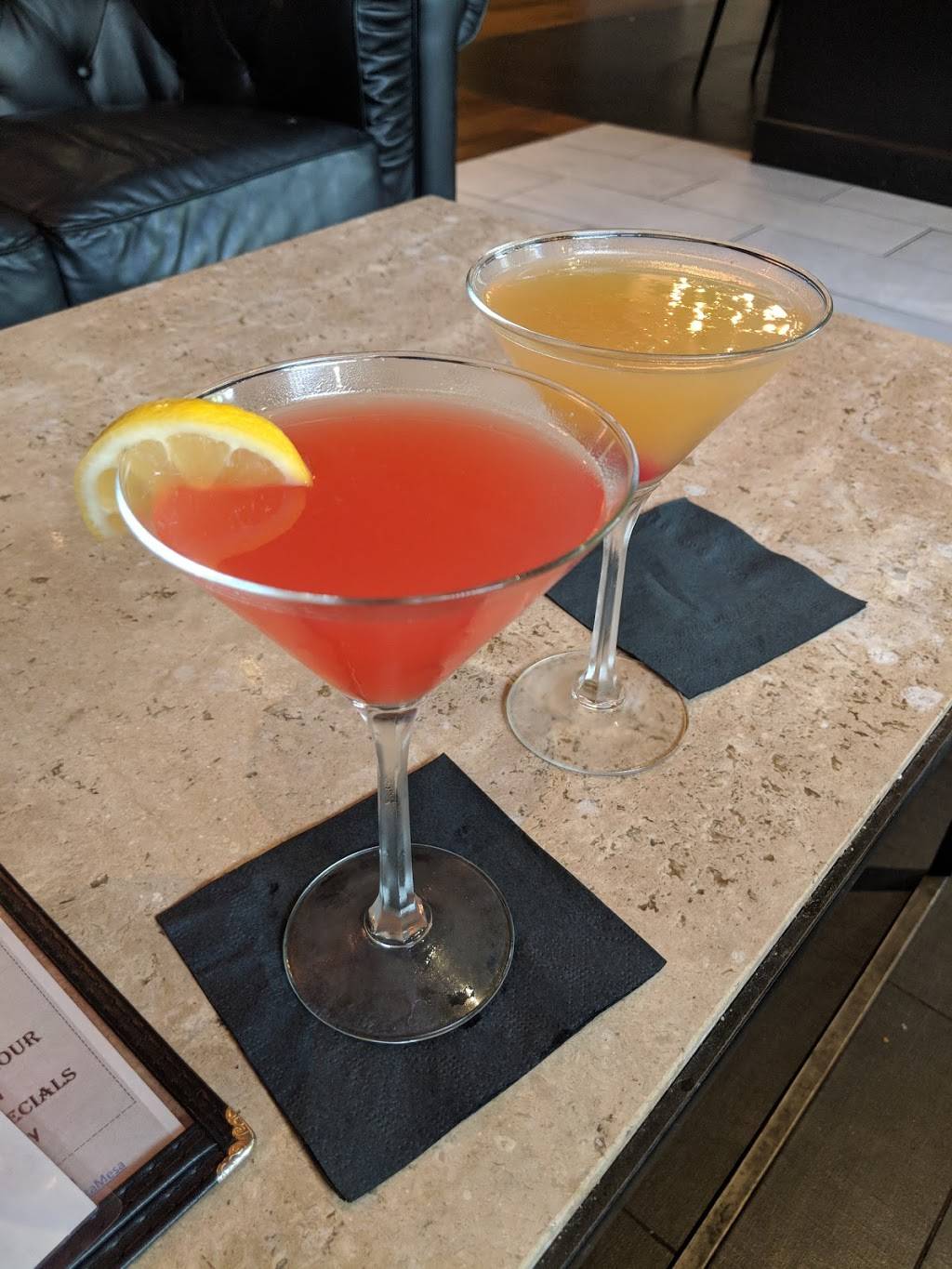 Fireside Tavern | restaurant | 3131 Bristol St, Costa Mesa, CA 92626, USA | 7149139061 OR +1 714-913-9061