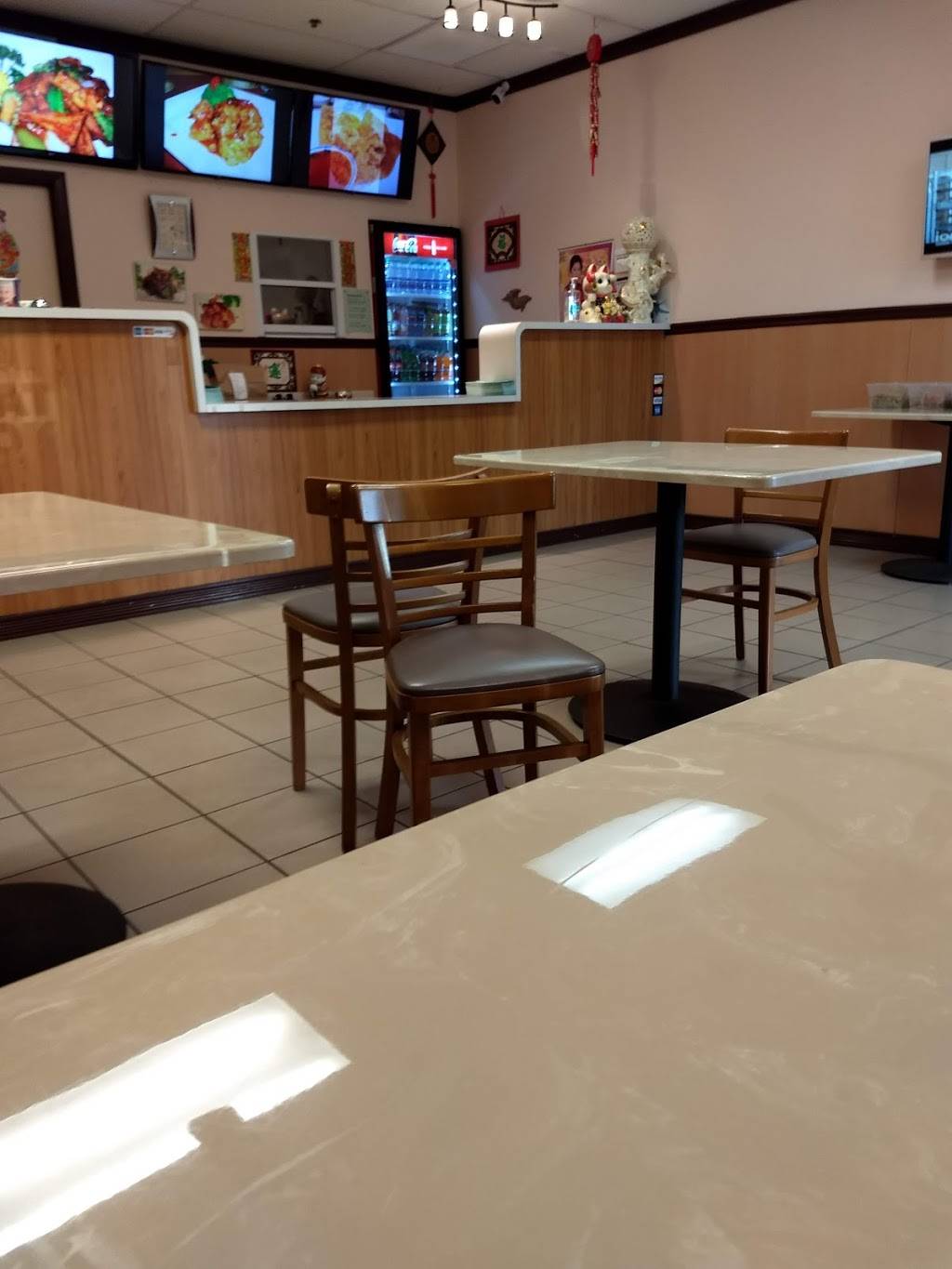 Great Wok | restaurant | 8304 S Jog Rd, Boynton Beach, FL 33472, USA | 5617378568 OR +1 561-737-8568