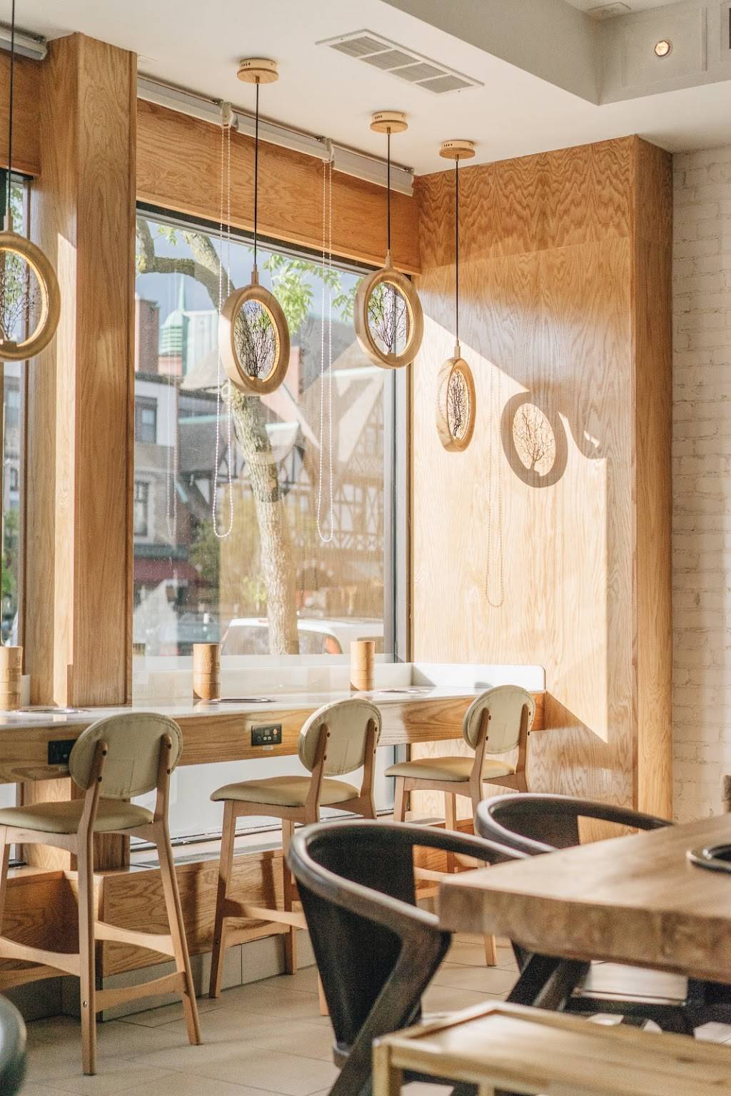 Six Po Hot Pot 六婆串串香 | restaurant | 1353 Beacon St, Brookline, MA 02446, USA | 6176511739 OR +1 617-651-1739