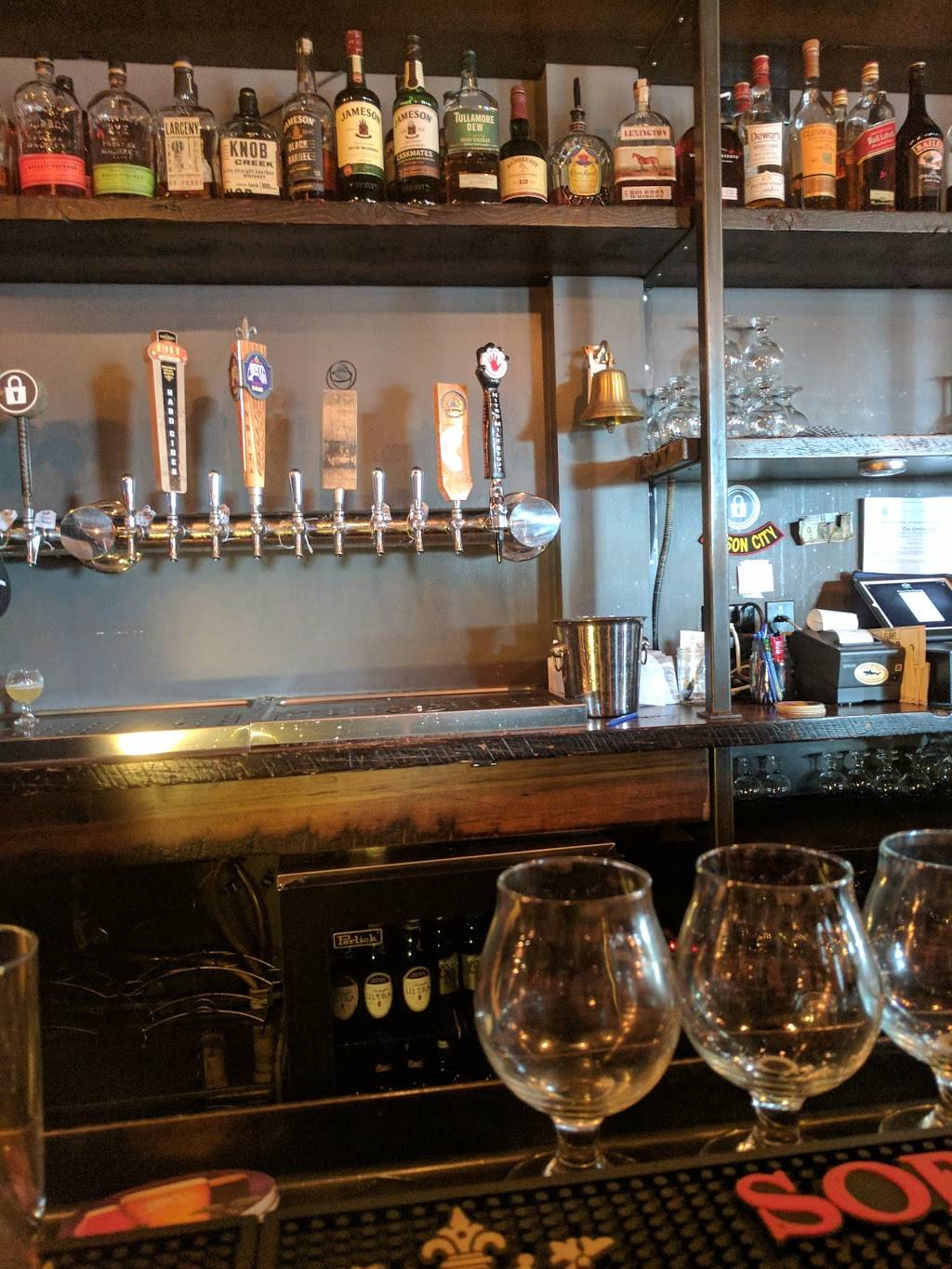 Prison City Pub and Brewery | restaurant | 28 State St, Auburn, NY 13021, USA | 3156041277 OR +1 315-604-1277