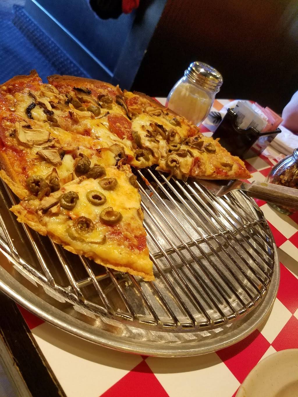 Aurelios Pizza | restaurant | 3101 W Jefferson St, Joliet, IL 60435, USA | 8157411400 OR +1 815-741-1400