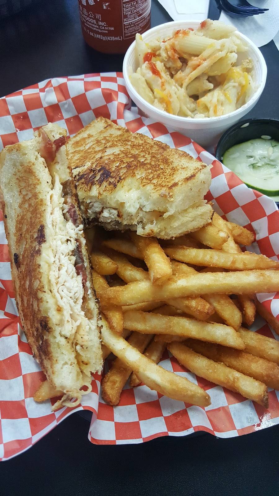 Cheezies | restaurant | 5995 Preston Rd, Frisco, TX 75034, USA | 4695353306 OR +1 469-535-3306