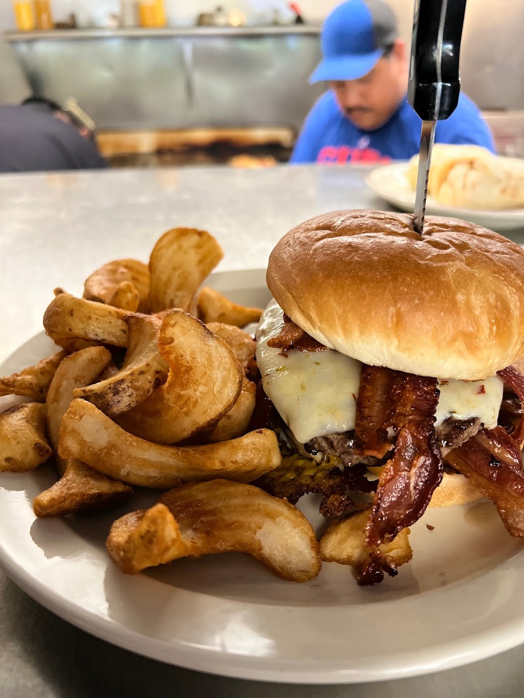 Kozy Nuk Cafe | restaurant | 214 W Cottage Grove Rd, Cottage Grove, WI 53527, USA | 6088390445 OR +1 608-839-0445